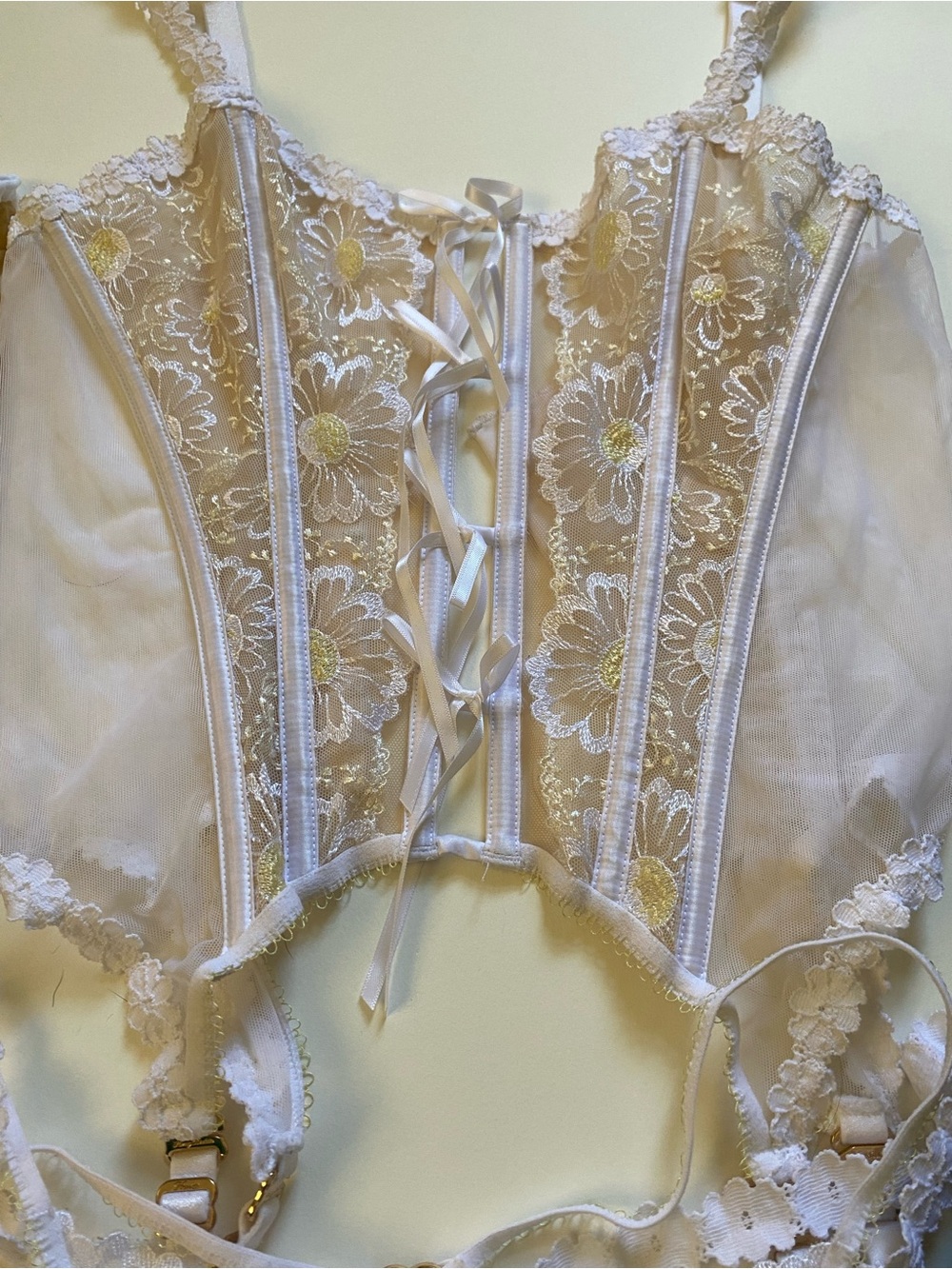 Honey Birdette Daisy Ivory Bridal Corset + Bikini + Stockings Set L + Satin Bag - Picture 4 of 11